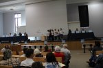 Et d'abord la chorale des enfants.